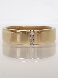 MENS 9CT GOLD DIAMOND WEDDING BAND WITH GIFT BOX AND VALUATION CERTIFICATE £1795