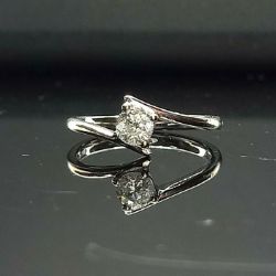 0.25CT DIAMOND ENGAGEMENT RING/18CT WHITE GOLD + GIFT BOX + VALUATION CERTIFICATE OF £995