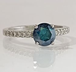 BLUE ENHANCED NATURAL 1.00 CARAT DIAMOND SET ON PLATINUM RING+BOX AND VALUATION CERTIFICATE £4495
