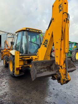 JCB 3CX WHEELED DIGGER