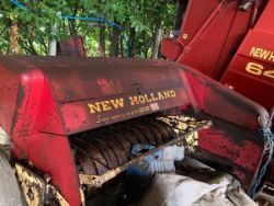 NEW HOLLAND 68 SUPERLINER BALER