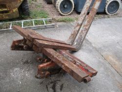 MANITOU MASTED FORKLIFT TINES & BACKPLATE: ADJUSTABLE FIT