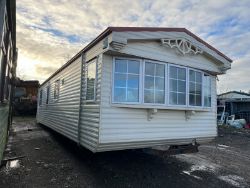 VINTAGE CHARM: 2002 WILLERBY GRANADA 2BR STATIC CARAVAN