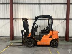 DIESEL FORKLIFTS CAT LIFT TRUCKS DP20N