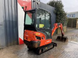 EFFICIENCY UNLEASHED: KUBOTA KX015-4 MINI DIGGER