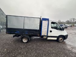 READY FOR THE ROAD: 60 PLATE IVECO DAILY TIPPER TRUCK >>--NO VAT ON HAMMER--<<