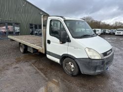 POWERFUL HAULER: 2011 IVECO DAILY 35C15 FLATBED CHASSIS >>--NO VAT ON HAMMER--<<