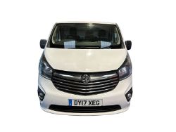 READY FOR ANYTHING: 2017 VAUXHALL VIVARO TRAFIC, ULEZ APPROVED >>--NO VAT ON HAMMER--<<