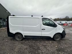 ATTENTION NEEDED: 2015 VIVARO PANEL VAN, TURBO REPLACEMENT >>--NO VAT ON HAMMER--<<
