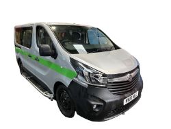 SMOOTH RIDE: 2016 VAUXHALL VIVARO TRAFIC MINI BUS, ULEZ COMPLIANT >>--NO VAT ON HAMMER--<<