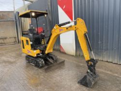 2018 EXCAVATOR: PERKINS DIESEL, MAX DIG DEPTH 2426MM