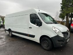 MASTERING EFFICIENCY: 2017 RENAULT MASTER LML35 HIGH ROOF