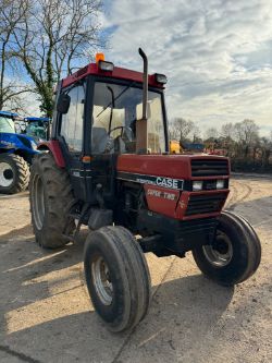 CASE IH 885XL TRACTOR