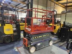SCISSOR LIFT SKYJACK SJ11-3219