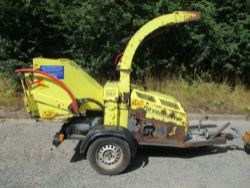 JENSEN A530 WOOD CHIPPER: TOWABLE TIMBER SHREDDER