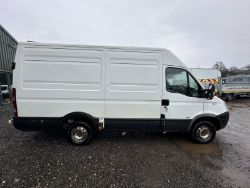 >>--NO VAT ON HAMMER--<< VAN ADVENTURE AWAITS: 2008 IVECO DAILY 35S12 MWB