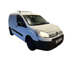 RELIABLE COURIER COMPANION: 2015 CITROEN BERLINGO PARTNER L1