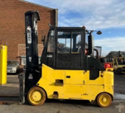 LPG FORKLIFTS ROYAL T2250