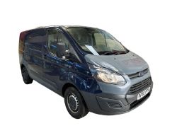 BLUE BEAUTY: FORD TRANSIT CUSTOM 270 - READY FOR WORK >>--NO VAT ON HAMMER--<<
