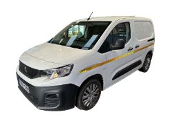 TOP CHOICE: 2018 PEUGEOT EXPERT BLUEHDI 120 PROFESSIONAL VAN