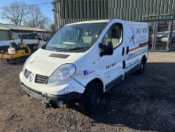 RENAULT TRAFIC SWB: SAT NAV, REPAIRABLE FRONT SUSPENSION >>--NO VAT ON HAMMER--<<