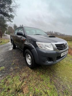 2016 TOYOTA HILUX ACTIVE 2X4 4X4 + DIFF LOCK