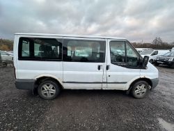 VERSATILE 8 SEATER: FORD TRANSIT TOURNEO MINIBUS LIMITED - NO VAT ON HAMMER
