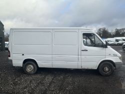 RELIABLE WORK COMPANION: '06 MERC SPRINTER 311 CDI MWB - - NO VAT ON HAMMER