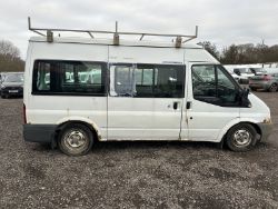 140K MILES - 60 PLATE FORD TRANSIT MINIBUS - MOT: 4TH JANUARY 2024 - NO VAT ON HAMMER