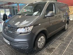 **(ONLY 7K MILEAGE)** EXCEPTIONAL 72 PLATE TRANSPORTER: VW T28 DIESEL VAN - NO VAT ON HAMMER
