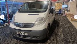 HONEST AND HARDY: VAUXHALL VIVARO TRAFIC, 1 FORMER KEEPER, CLEAR HPI! >>--NO VAT ON HAMMER--<<