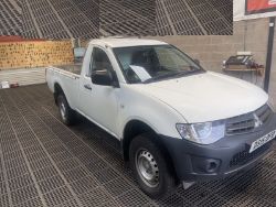 UNLEASH THE POWER: MITSUBISHI L200 LWB - A DIESEL DREAM IN WHITE - NO VAT ON THE HAMMER!