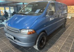 2005 TOYOTA HIACE OFF-ROAD READY EXPENSIVE WHEELS >>--NO VAT ON HAMMER--<<