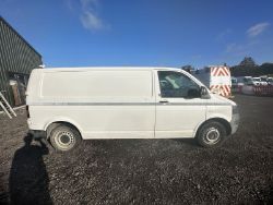 RELIABLE WORKHORSE: 2014 VW TRANSPORTER T30 LONG MOT >>--NO VAT ON HAMMER--<