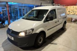 >>--NO VAT ON HAMMER--<< 2011 VOLKSWAGEN CADDY MAXI C20 - CLEAN AND CLEAR