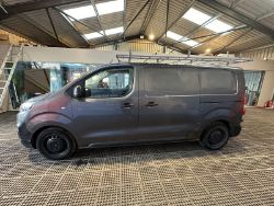 >>--NO VAT ON HAMMER--<< TIDY WORKHORSE: CITROEN DISPATCH M DIESEL 1000 - PART SERVICE HISTORY