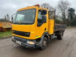 EFFICIENT HAULER: 2006 DAF LF45.150 TIPPER TRUCK