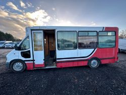 RENAULT MASTER CAMPER VAN: LOADED FEATURES >>--NO VAT ON HAMMER--<<