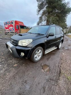 TOYOTA RAV4 START RUNS