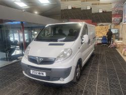 >>--NO VAT ON HAMMER--<< CLEAN WHITE 2012 VAUXHALL VIVARO SPORTIVE DIESEL WORKHORSE