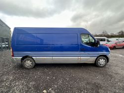 VERSATILE WORKHORSE: NISSAN NV400 R35 L3 LWB DIESEL >>--NO VAT ON HAMMER--<<