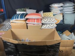 PREMIER BRANDED PRODUCTS PILLOW LIGHTS,WATERPROOF GARDEN PILLOWS PLUS MORE RRP £2000