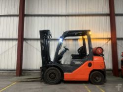 LPG FORKLIFTS TOYOTA 02-8FGF25