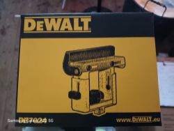 PALLET OF 450 X DEWALT TRACK STANDS