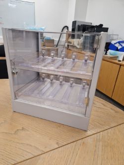 63 X RETAIL DISPLAY UNITS FOR VAPES - H42CM X W40CM X D32CM - RRP £12,750