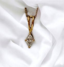 0.25CT MARQUISE DIAMOND PENDANT 9CT YELLOW GOLD