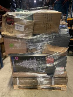 PREMIER CUSTOMER RETURNS LIGHTS, TREES, DECORATIONS PLUS MORE RRP VALUE £4000+