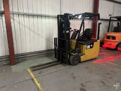ELECTRIC - 3 WHEELS CAT LIFT TRUCKS EP16CPNT