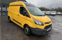 REVIVE & ROAR: YELLOW 2015 FORD TRANSIT CUSTOM VAN FOR REPAIRS >>--NO VAT ON HAMMER--<<