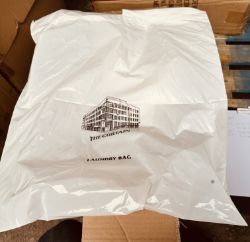 1000 PLASTIC LAUNDRY BAG HOTEL SUPPLIED